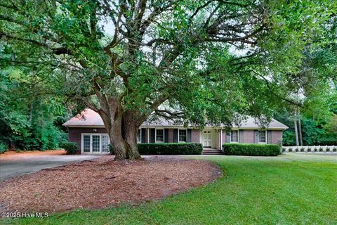 Homes For Sale - 2407 Sparre Drive<br/> Lenoir County, Kinston, NC 28504