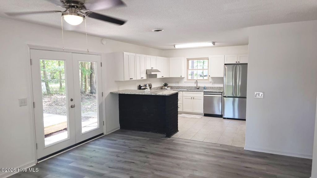 Photo of 301 Stuart Avenue, Southport, NC 28461 (MLS # 100568937)