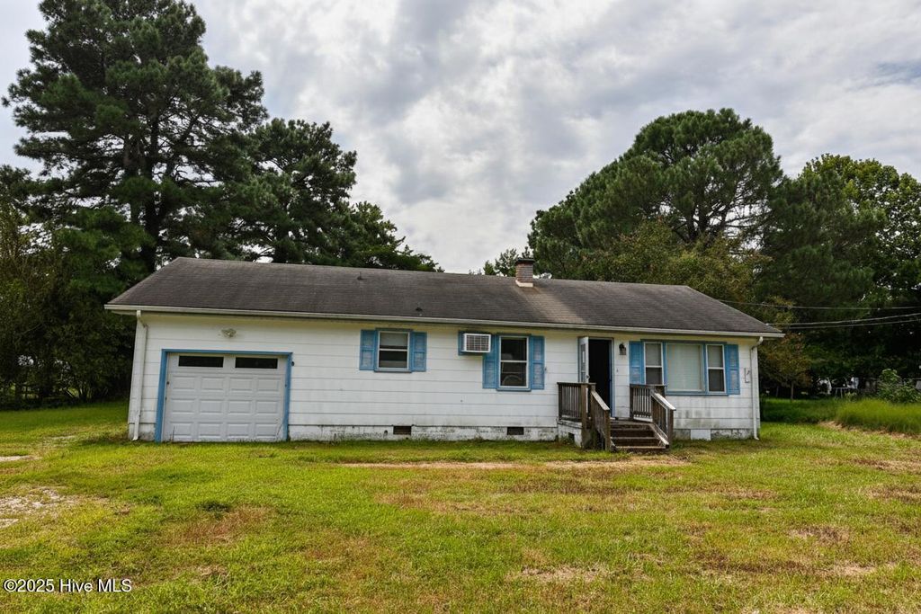 Photo of 2209 W Main Street Ext, Elizabeth City, NC 27909 (MLS # 100528969)