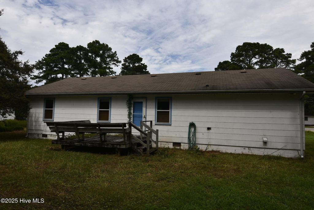 Photo of 2209 W Main Street Ext, Elizabeth City, NC 27909 (MLS # 100528969)