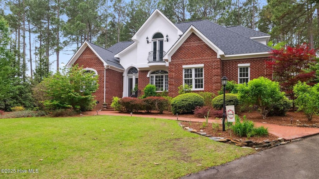 Photo of 5 Wake Forest Court, Southern Pines, NC 28387 (MLS # 100552490)