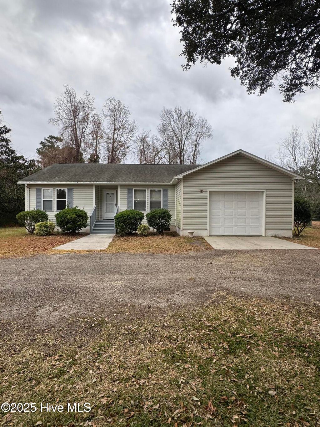 Photo of 124 Norris Road, Swansboro, NC 28584 (MLS # 100546199)
