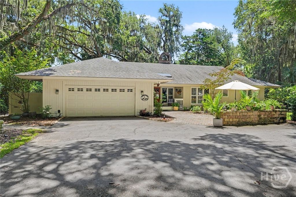 Photo of 2 Romerly Road, Savannah, GA 31411 (MLS # SA360910)