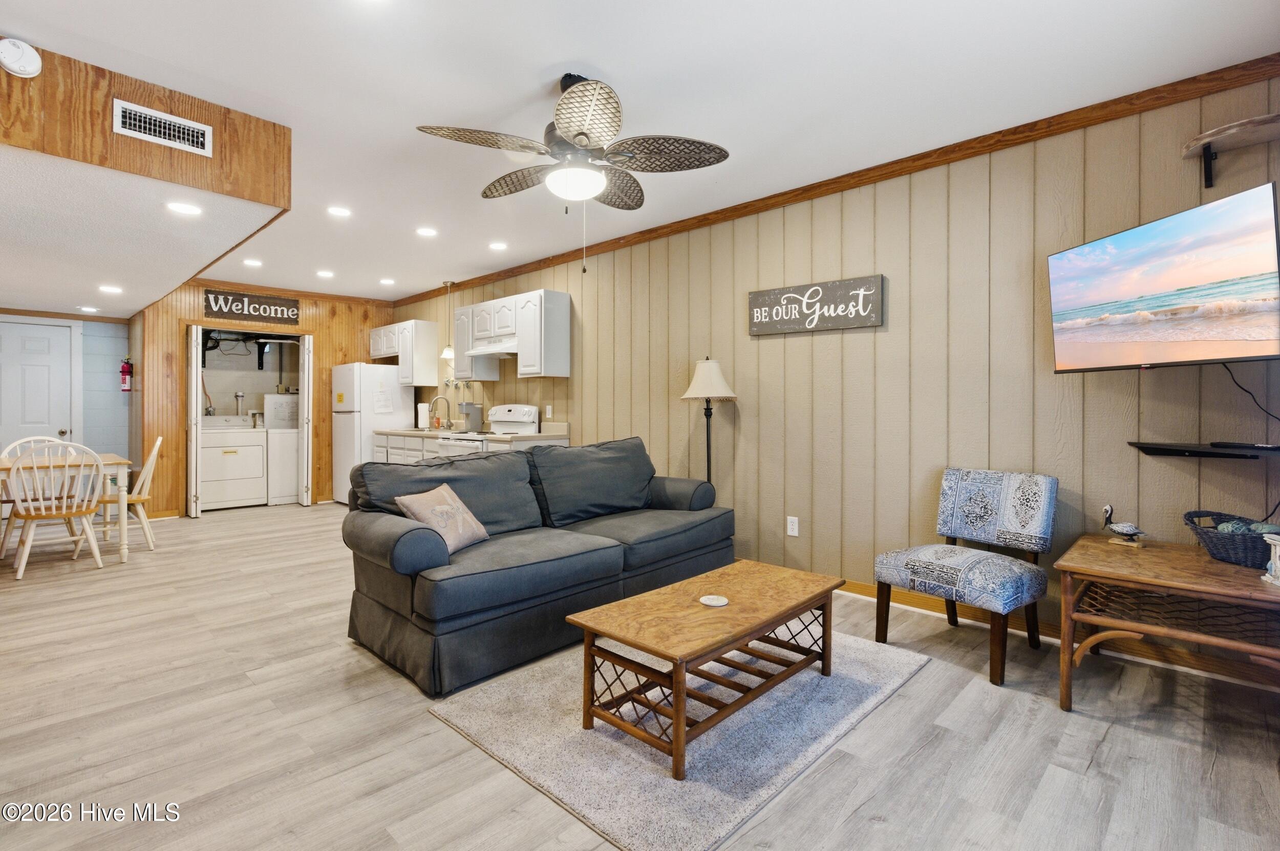 360 Island Road