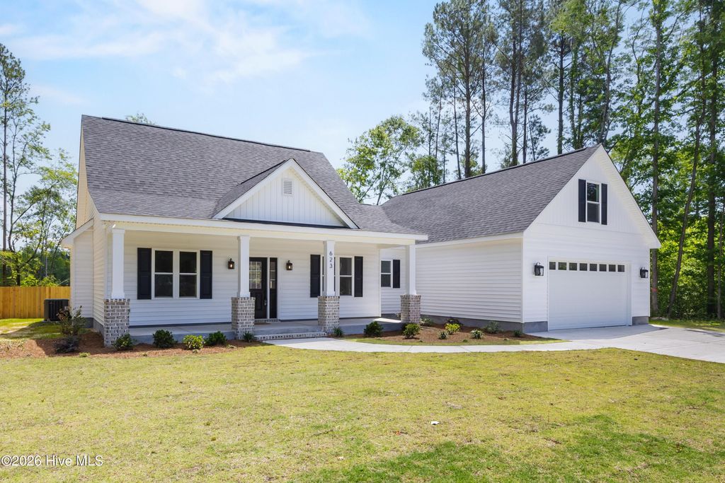 Photo of 623 Winding Creek Road, Rocky Point, NC 28457 (MLS # 100561346)