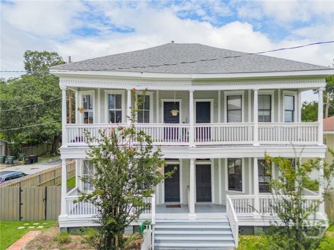 Homes For Sale - 302 E 35th Street<br/> Chatham County, Savannah, GA 31401