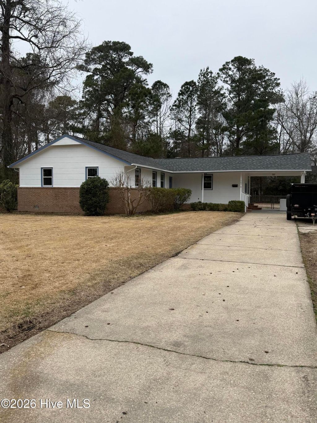 Photo of 721 Gardenview Drive, Jacksonville, NC 28540 (MLS # 100557666)