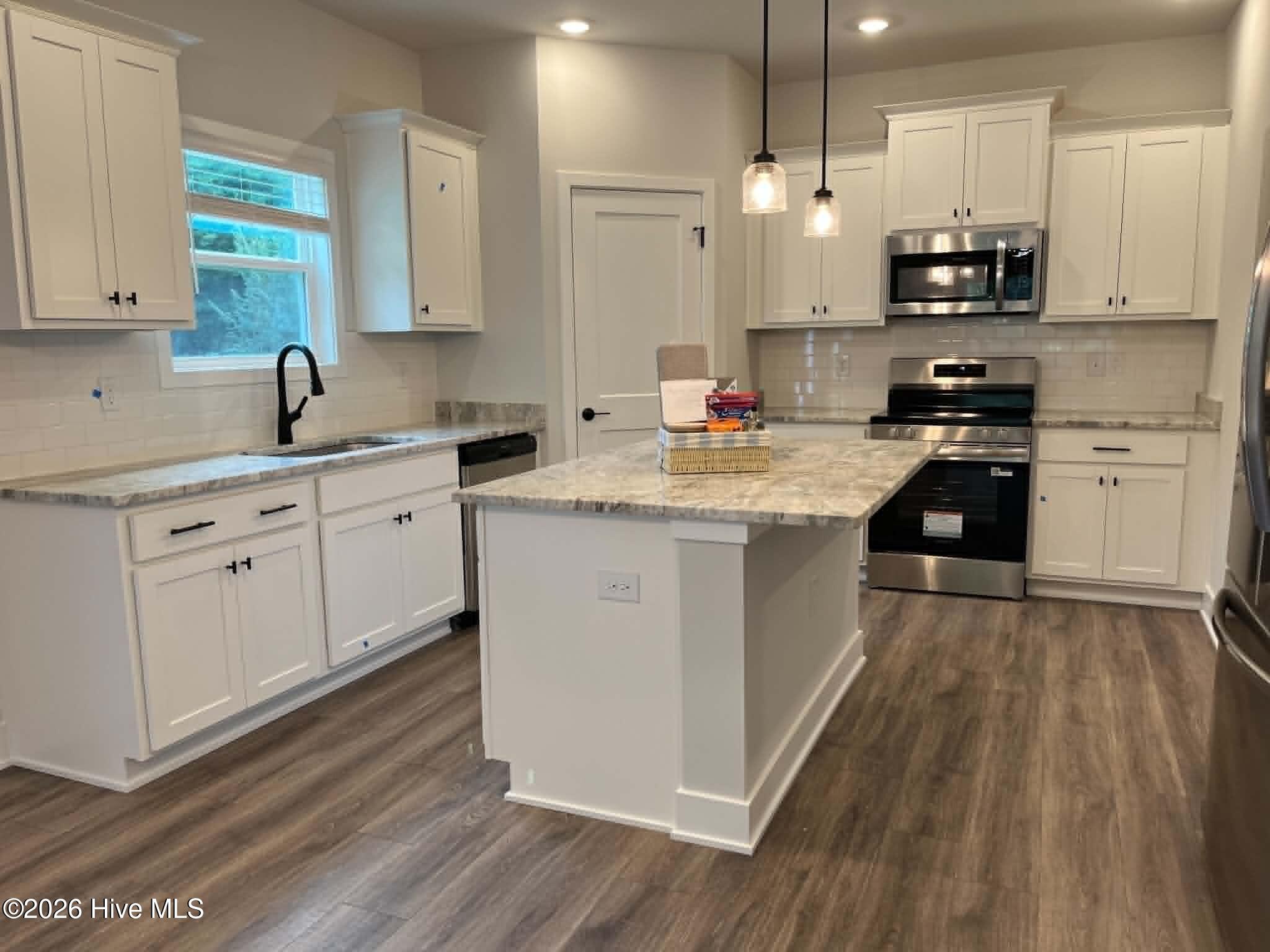 2119 Caracara Drive
