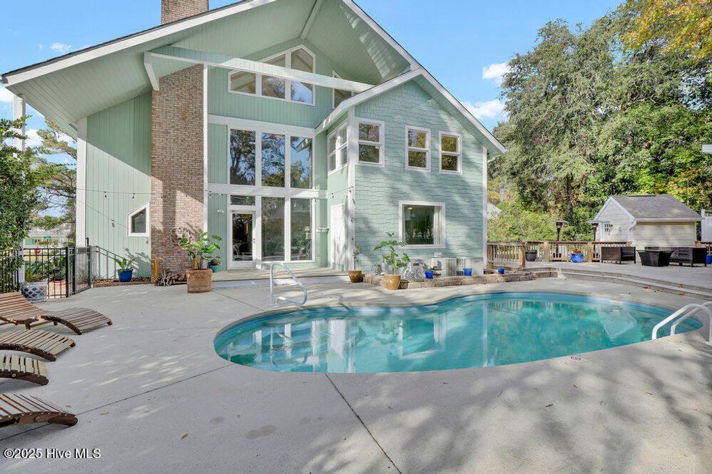 Photo of 2001 Cordgrass Road, Hampstead, NC 28443 (MLS # 100542503)