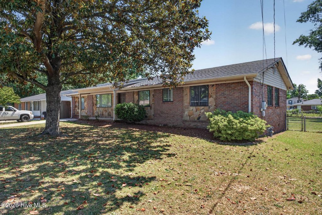 Photo of 3214 Sylvester Drive, Augusta, GA 30906 (MLS # 100575639)