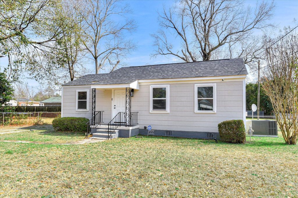 Photo of 212 Barrow Drive, Augusta, GA 30906 (MLS # 552455)