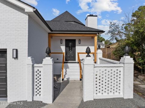 Tiny photo for 1224 Williamsburg Court, Wilmington, NC 28411 (MLS # 100576855)