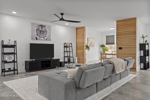 Tiny photo for 1224 Williamsburg Court, Wilmington, NC 28411 (MLS # 100576855)