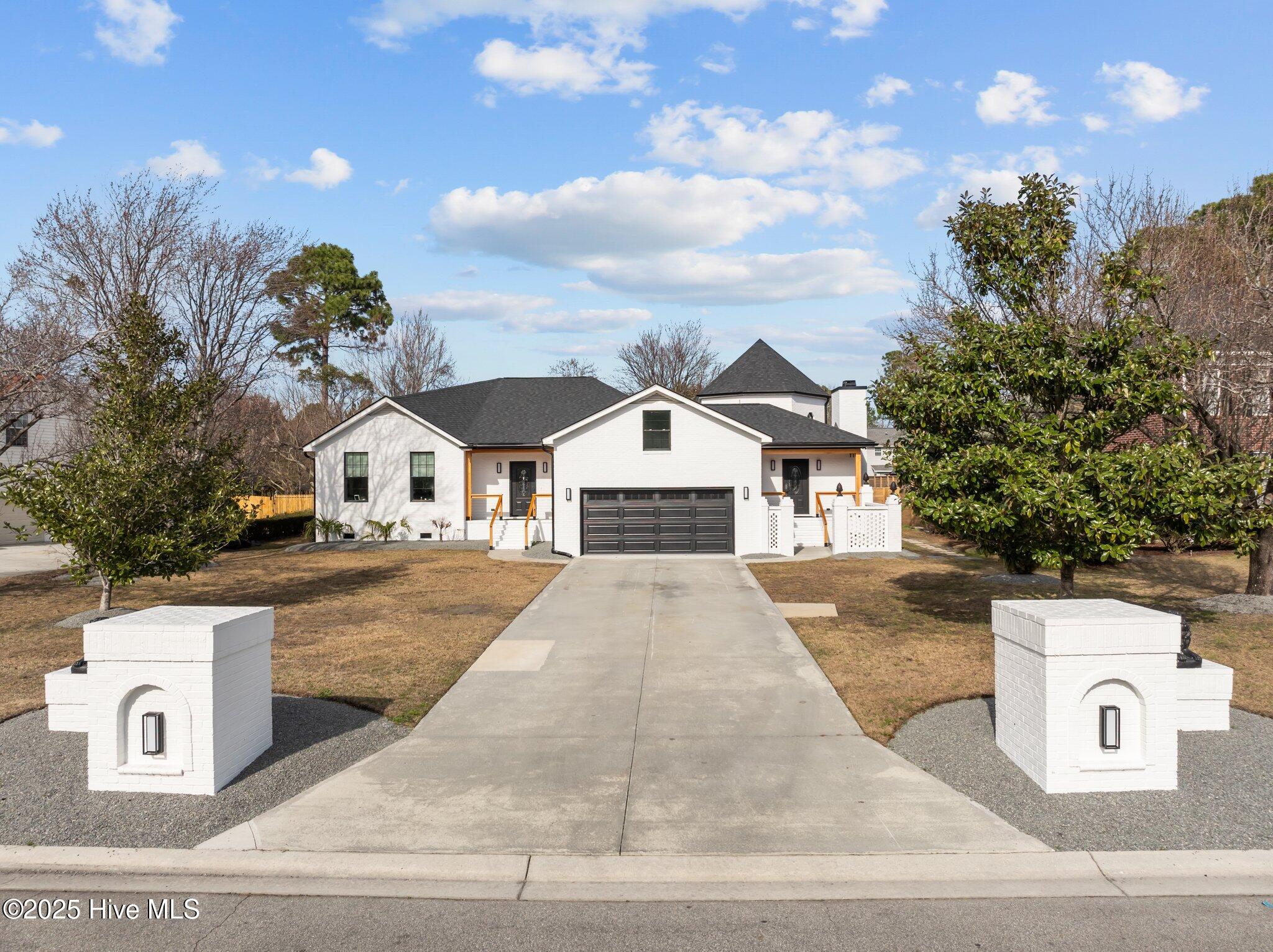 1224 Williamsburg Court