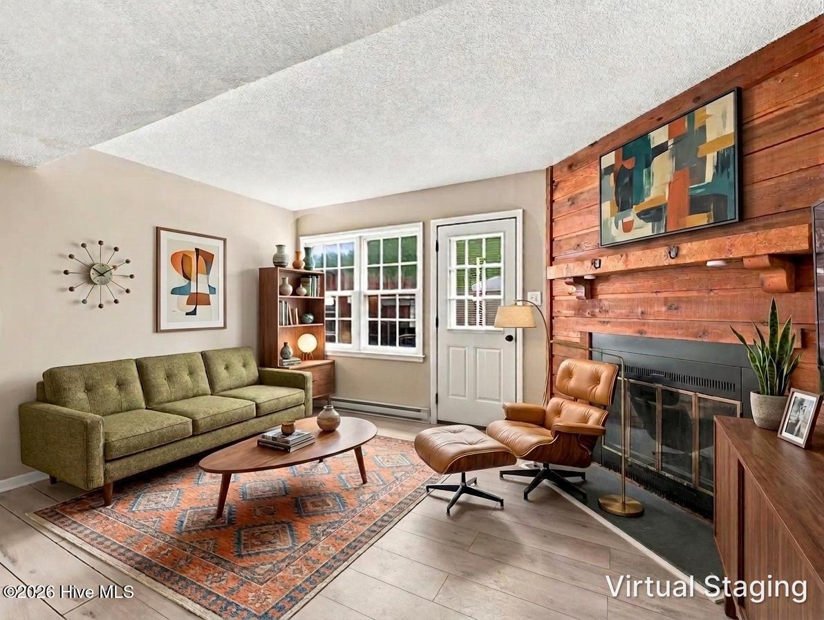 110 Palace Circle