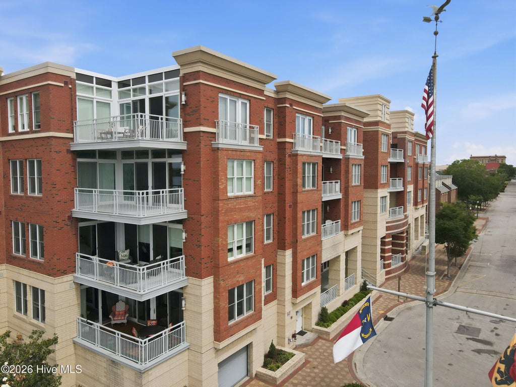 Photo of 305 Sky Sail Boulevard, New Bern, NC 28560 (MLS # 100608439)