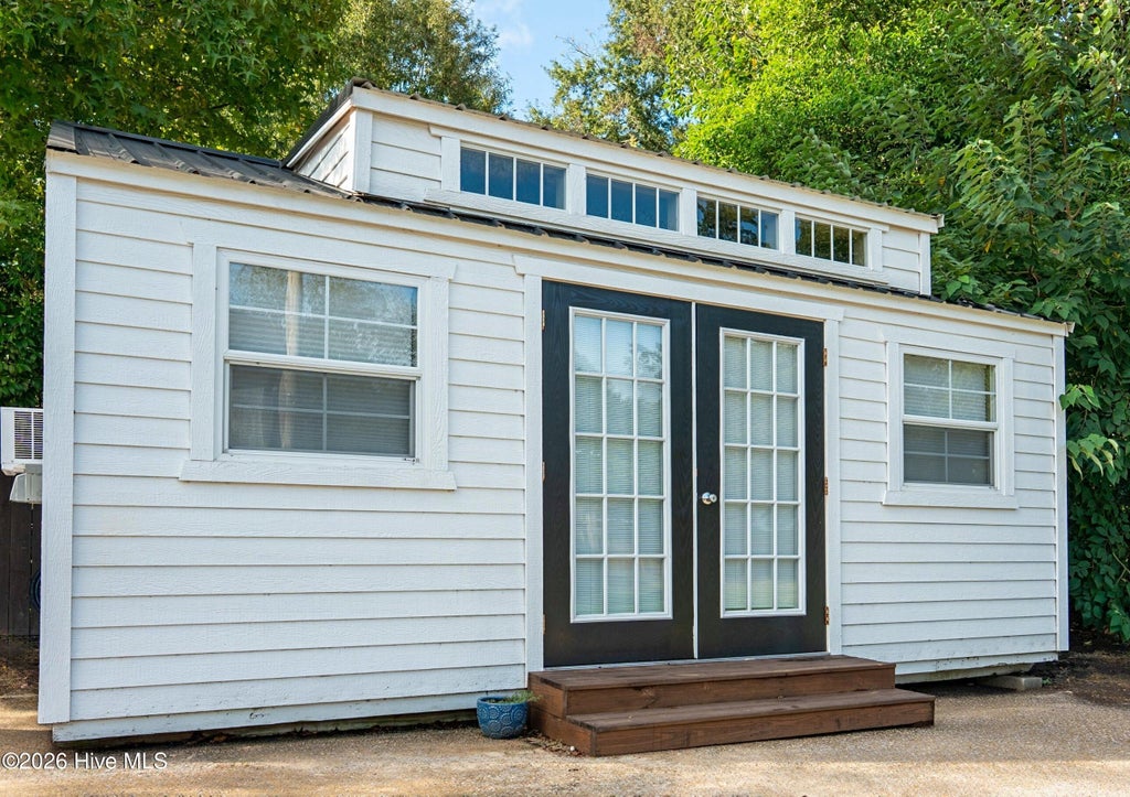 Photo of 4144 E East Church Street, Farmville, NC 27828 (MLS # 100610864)