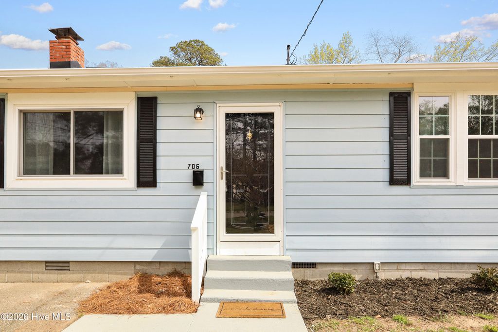 Photo of 706 Seminole Trail, Jacksonville, NC 28540 (MLS # 100562432)