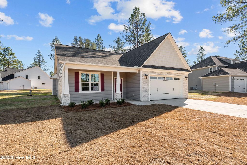 Photo of 820 Winds Way, Aberdeen, NC 28315 (MLS # 100551377)
