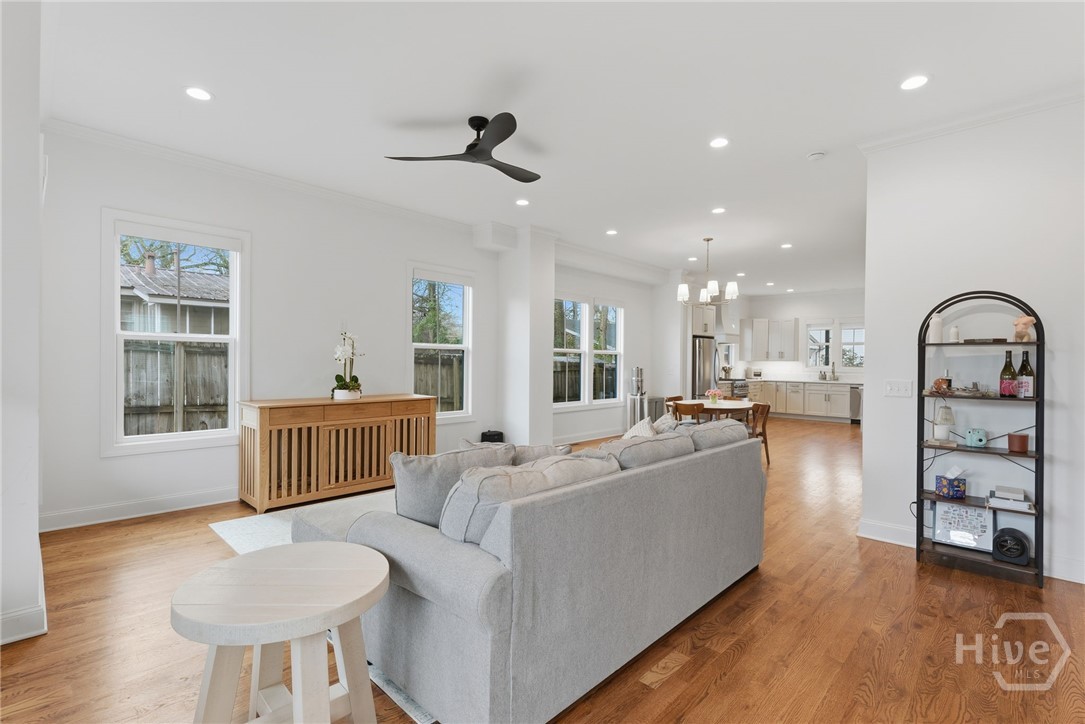 189 Glenhaven Avenue