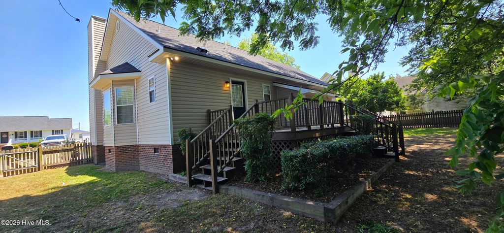 Photo of 703 W Country Club Drive, Tarboro, NC 27886 (MLS # 100575760)