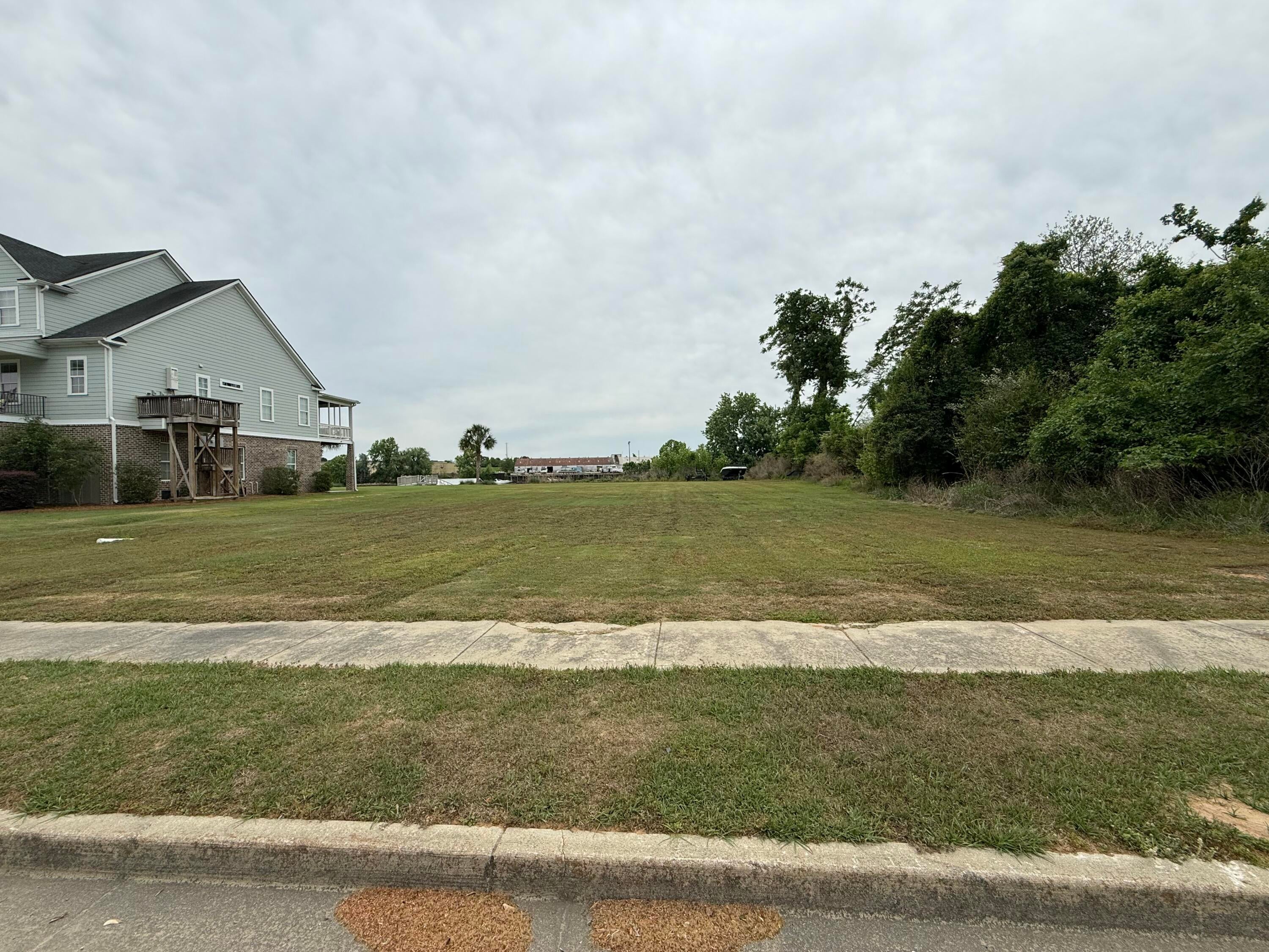 170 273 Altamaha Drive