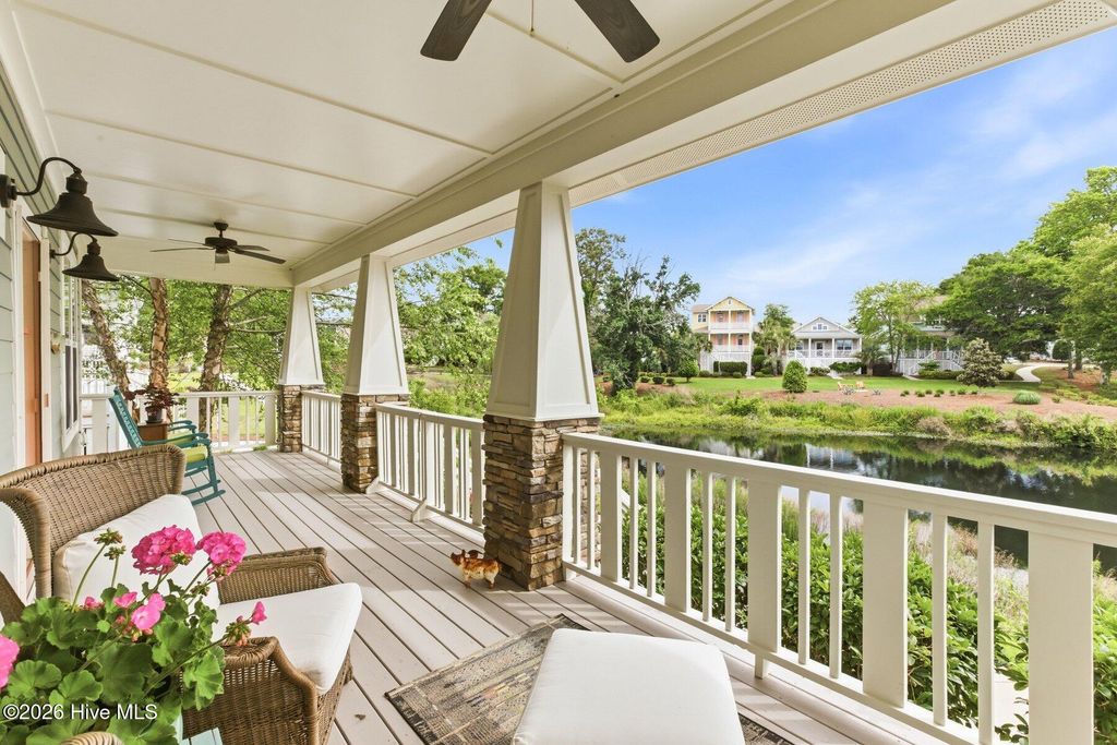 Photo of 1693 Clove Hitch Lane SW, Ocean Isle Beach, NC 28469 (MLS # 100574116)