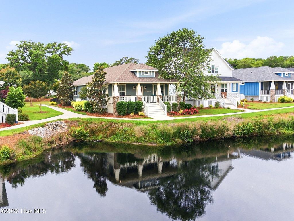 Photo of 1693 Clove Hitch Lane SW, Ocean Isle Beach, NC 28469 (MLS # 100574116)