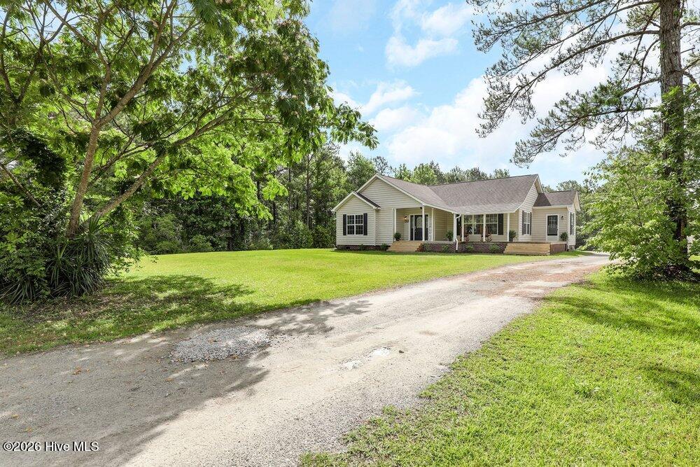 635 Cross Creek Drive