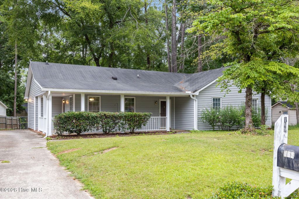 Photo of 169 Evergreen Drive, Martinez, GA 30907 (MLS # 100582156)