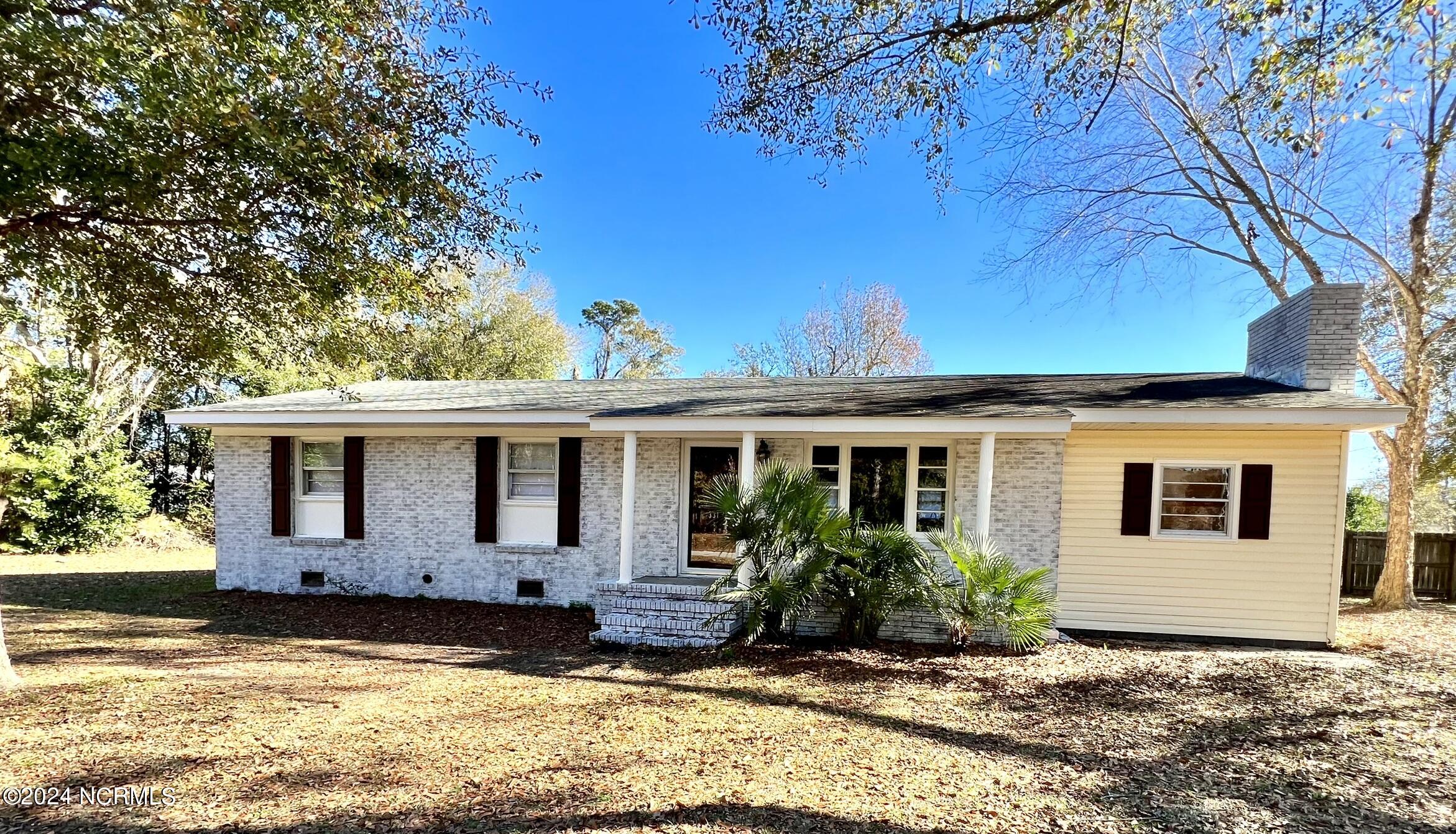 Photo 1 of 17 — 331 Forest Park Road, Wilmington, NC 28409