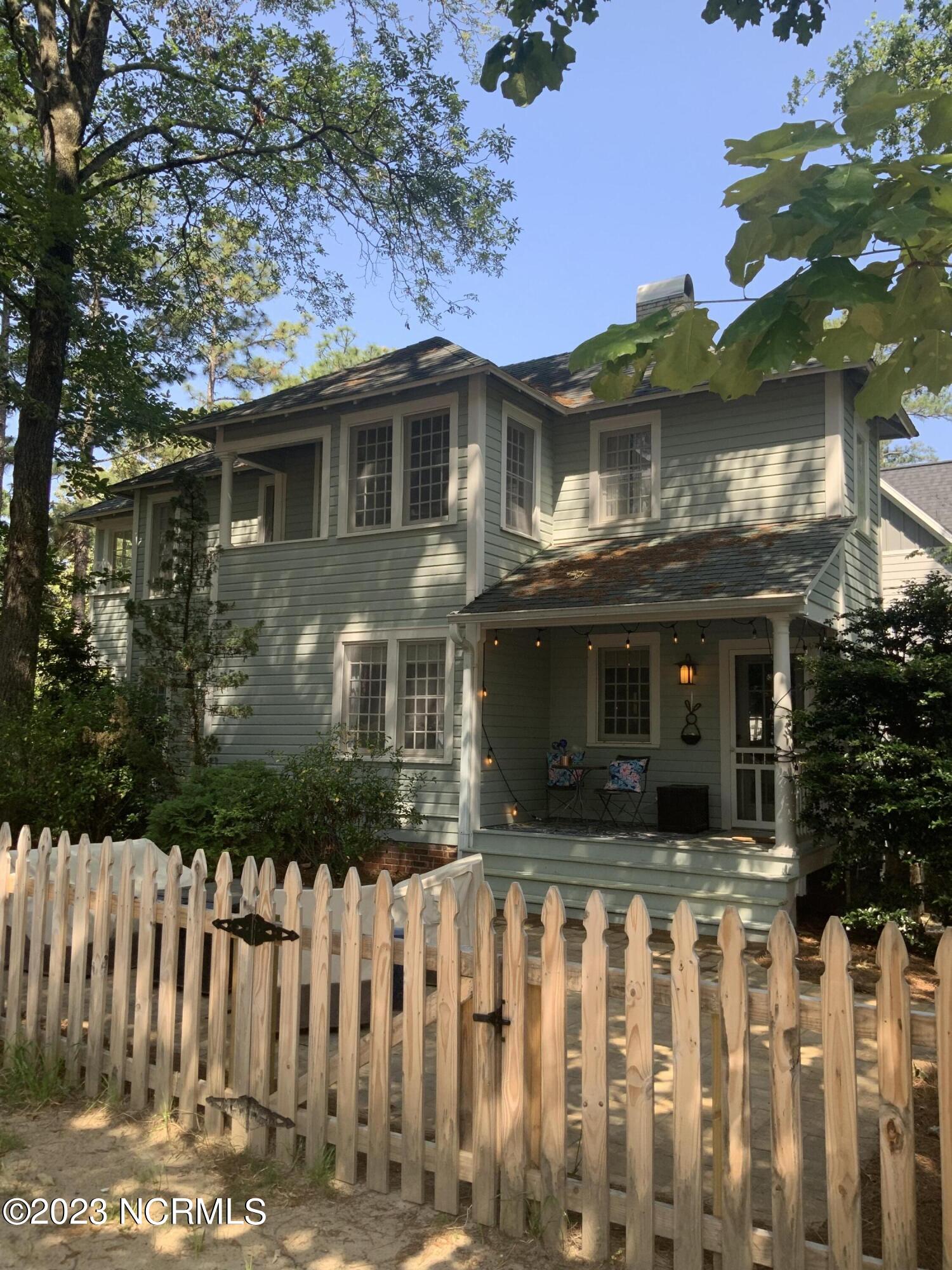 375 E Maine Avenue