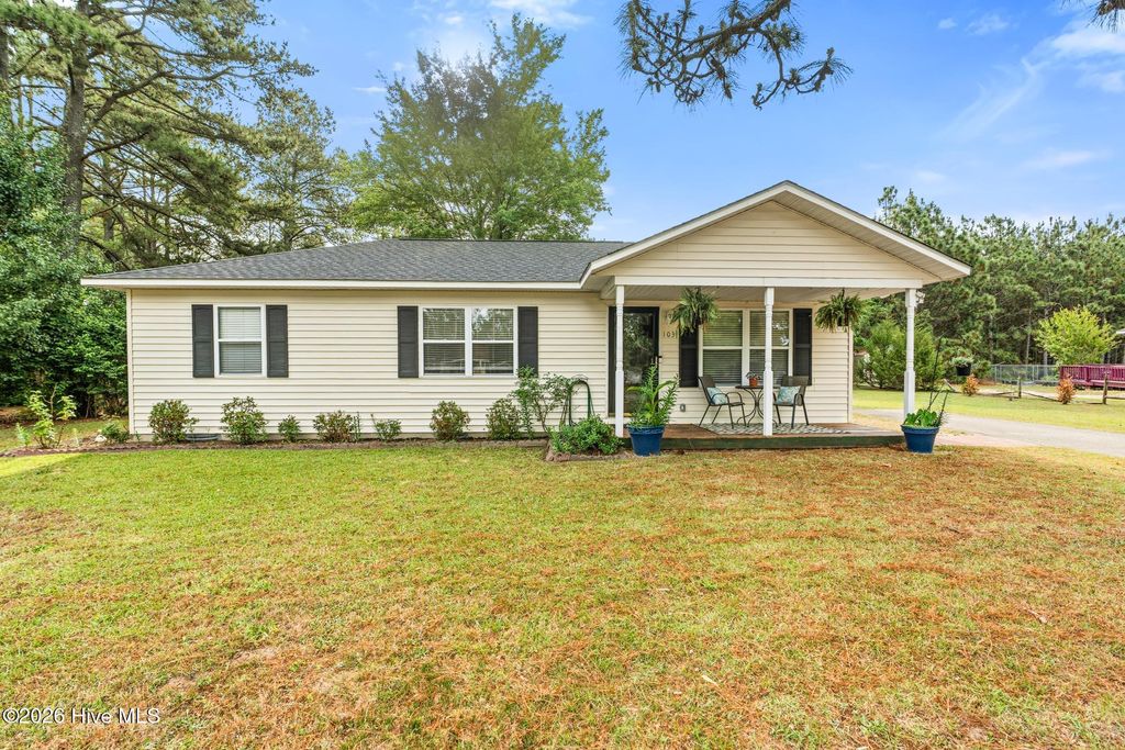 Photo of 103 Fullers Way, Aberdeen, NC 28315 (MLS # 100573675)