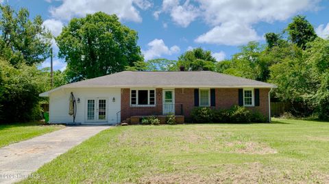Homes For Sale - 111 Manila Street<br/> Craven County, Havelock, NC 28532