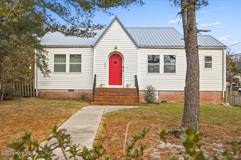 Photo of 221 Northern Boulevard, Wilmington, NC 28401 (MLS # 100557865)