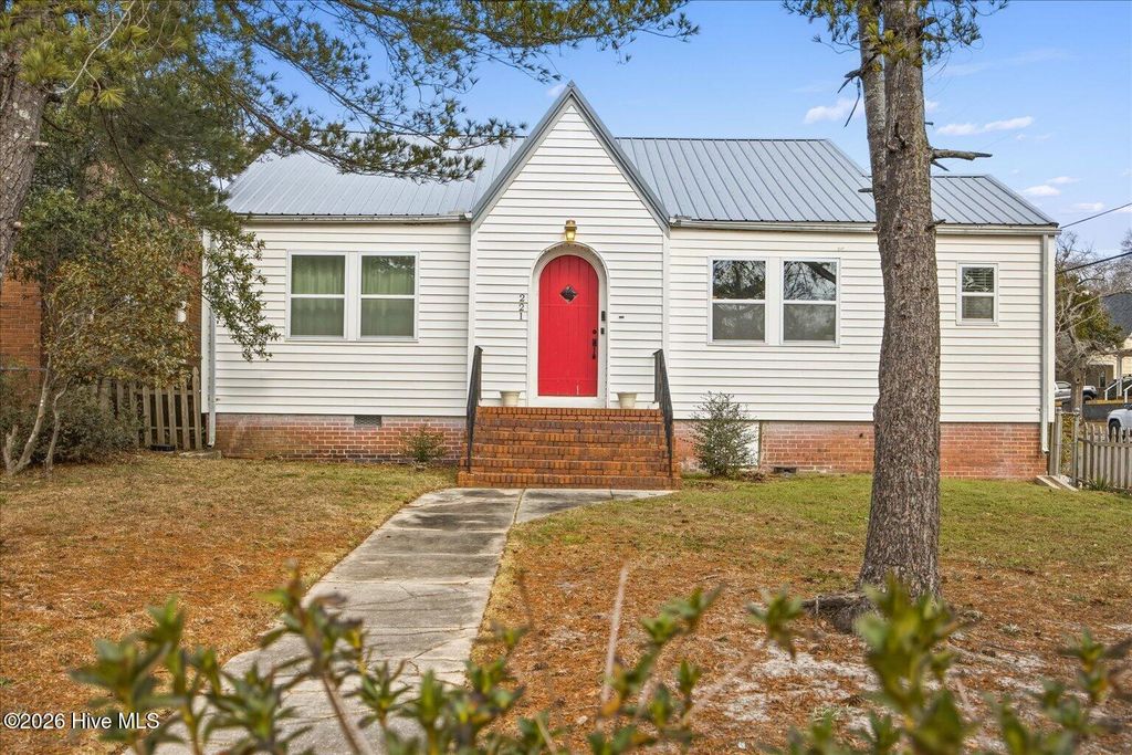 Photo of 221 Northern Boulevard, Wilmington, NC 28401 (MLS # 100557865)