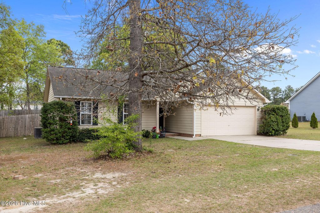 Photo of 236 Proclamation Drive, Raeford, NC 28376 (MLS # 100565204)