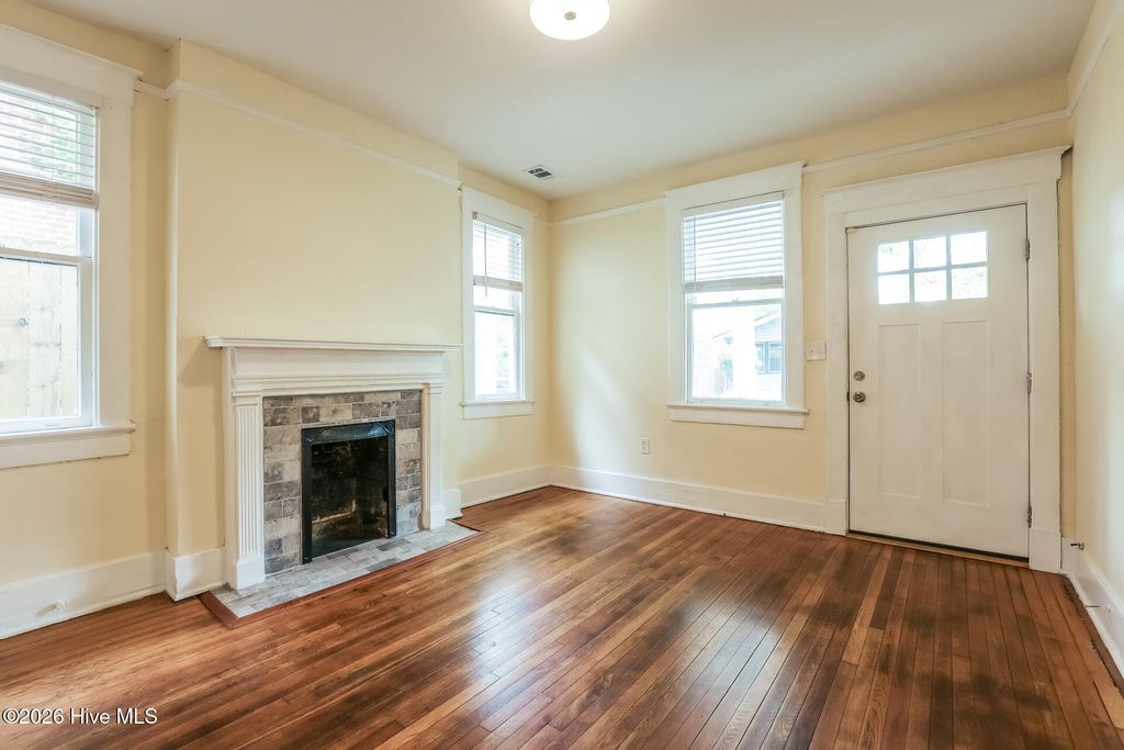 Photo of 1231 E 42nd Street, Savannah, GA 31404 (MLS # 100574476)