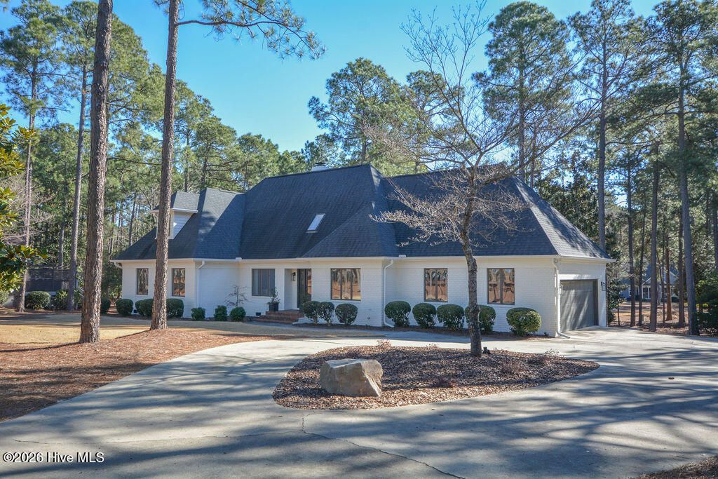 Photo of 75 Pinewild Drive, Pinehurst, NC 28374 (MLS # 100550027)