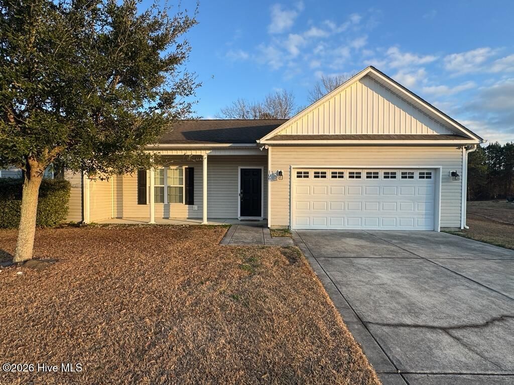 Photo of 106 Moonstone Court, Jacksonville, NC 28546 (MLS # 100551452)