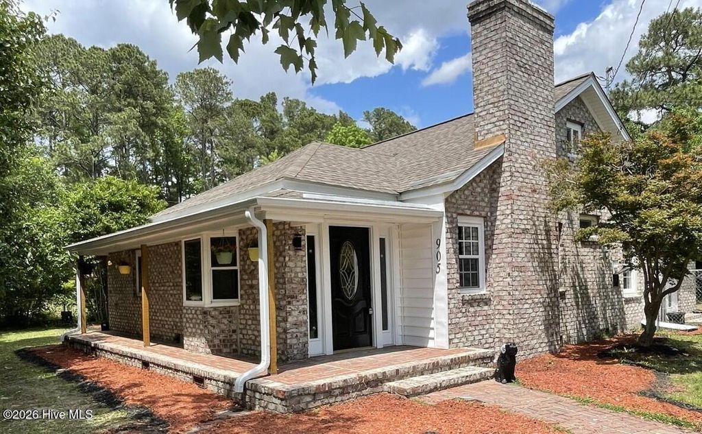 Photo of 905 7th Street, Goldsboro, NC 27534 (MLS # 100560326)