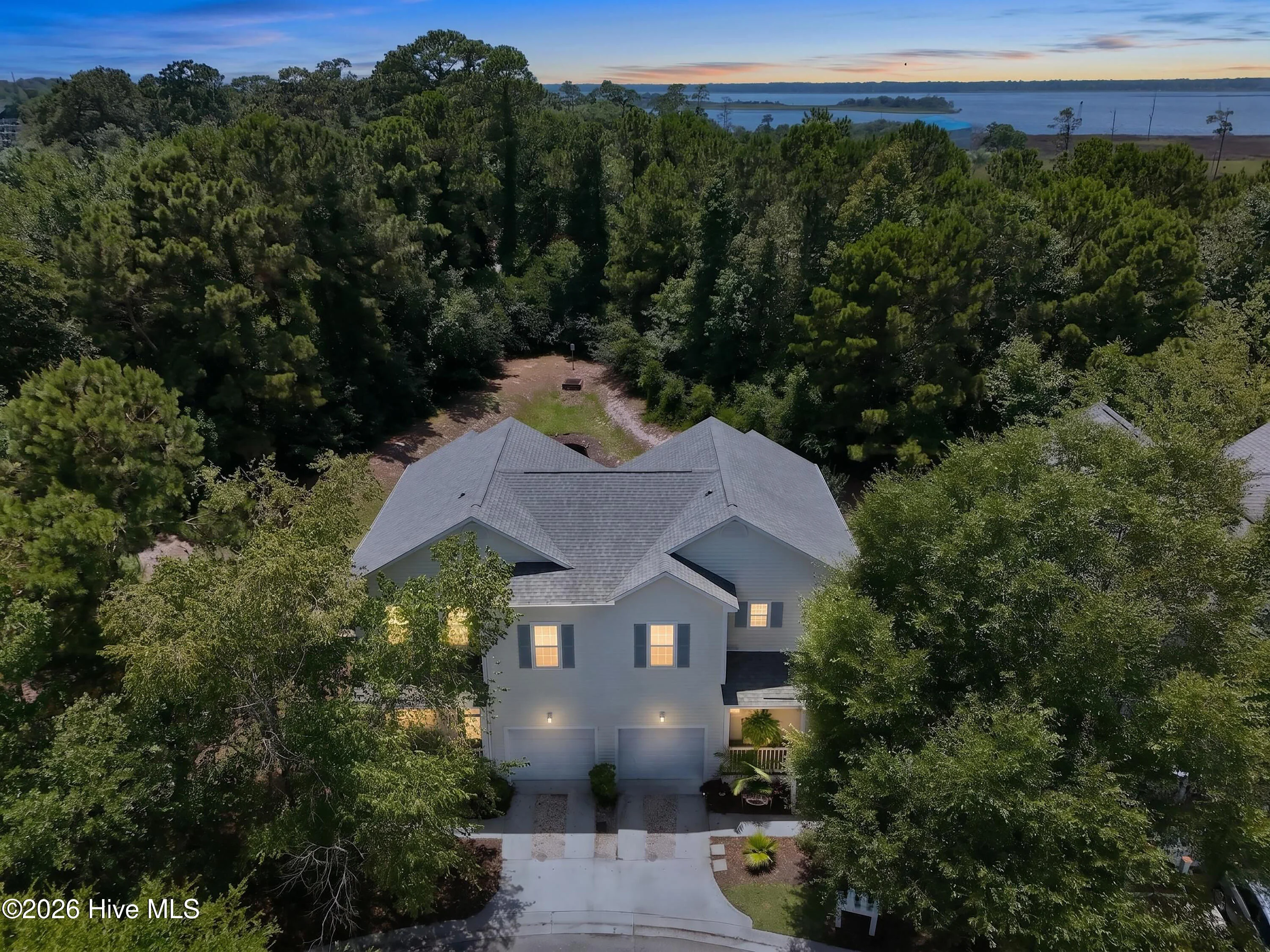 101 Durands Landing