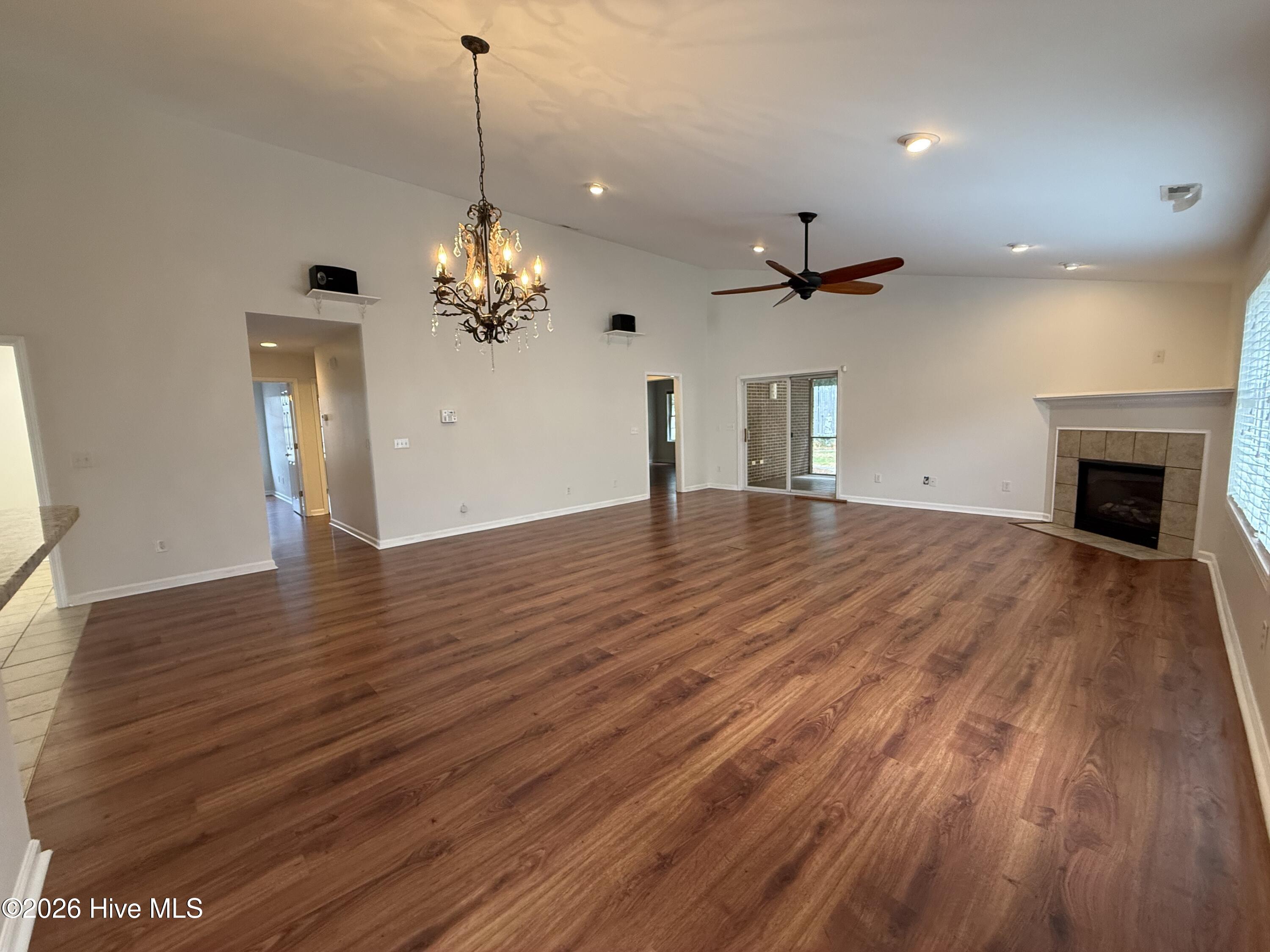 4913 Coronado Drive