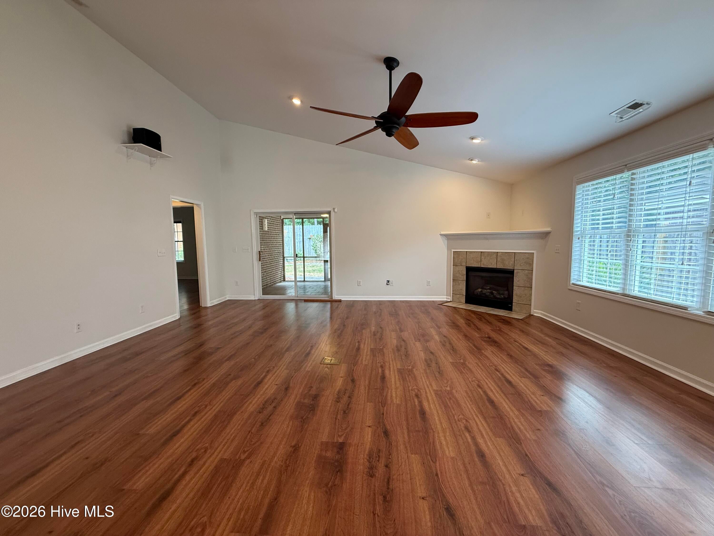 4913 Coronado Drive