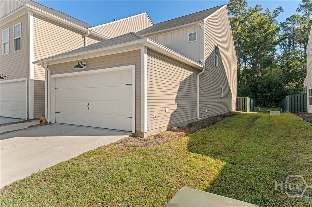 Photo of 80 Bellasera Way, Richmond Hill, GA 31324 (MLS # SA341973)