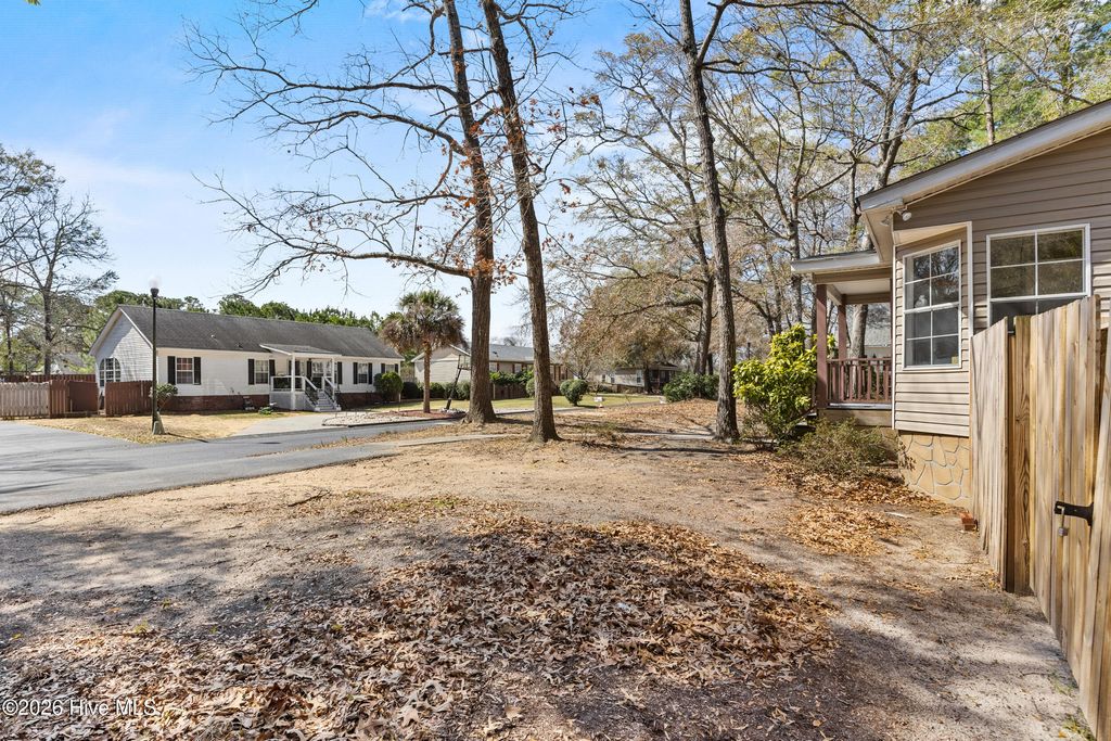 Photo of 805 Red Lighthouse Lane, Wilmington, NC 28412 (MLS # 100560049)