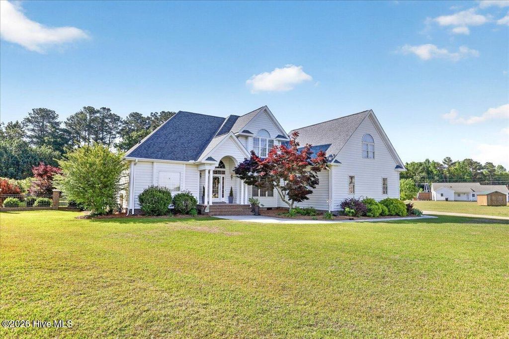 Photo of 5401 Arbor Court, Grifton, NC 28530 (MLS # 100572269)