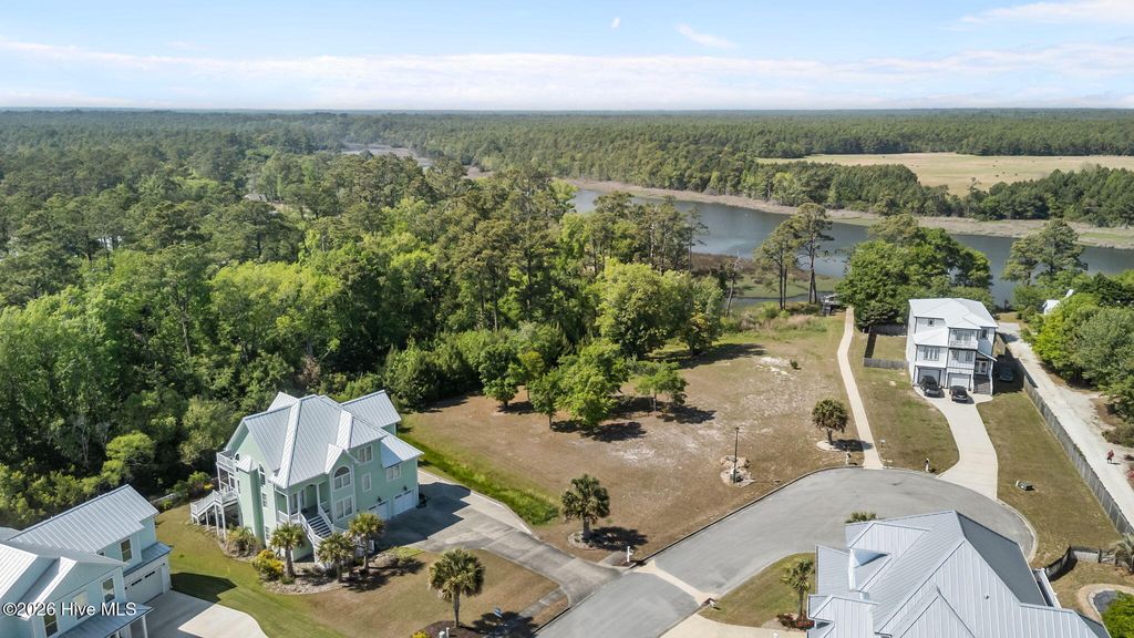 Photo of 111 Key West Lane, Newport, NC 28570 (MLS # 100580026)