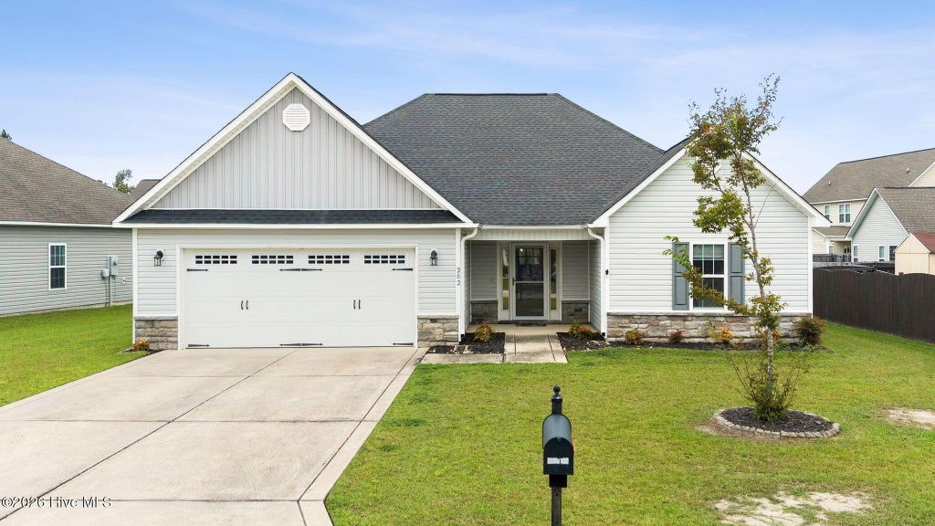 Photo of 202 Messenger Court, Jacksonville, NC 28546 (MLS # 100606601)