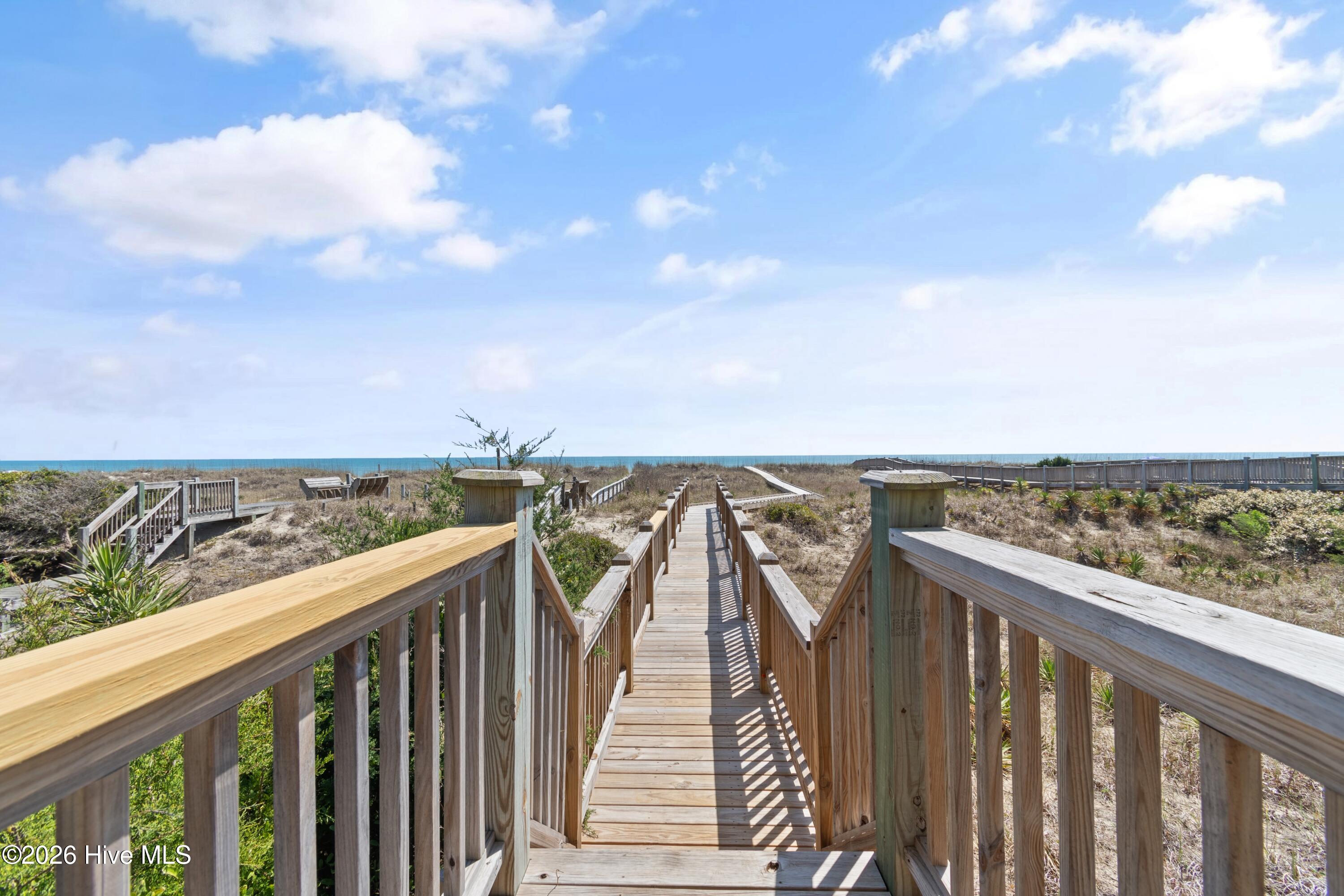 1117 Ocean Boulevard W